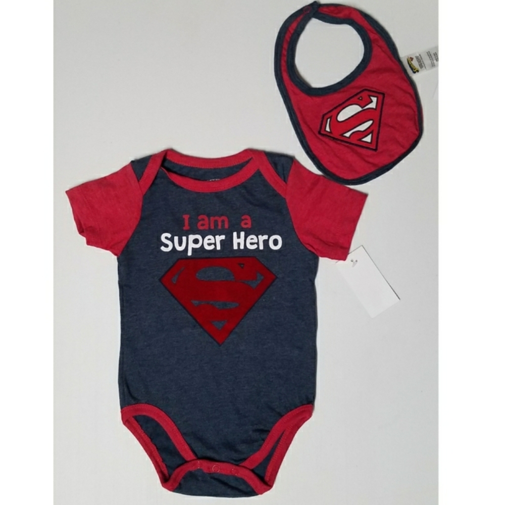 Infant Superman I Am A Hero Bodysuit Set Sz 6-9mth